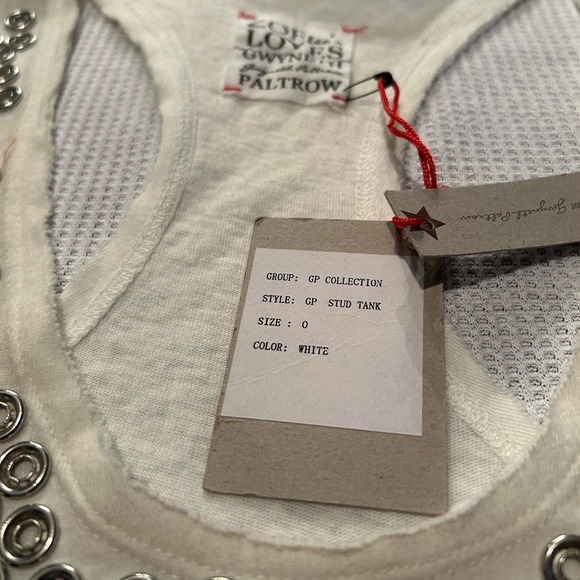 NWT Zoe’s loves Gwyneth Paltrow  limited edition t’s - Picture 3 of 5